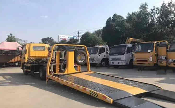婺源汽车中途维修案例